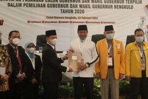 KPU Bengkulu Tetapkan Rohidin – Rosjonsyah Sebagai Gubernur dan Wagub Provinsi Bengkulu