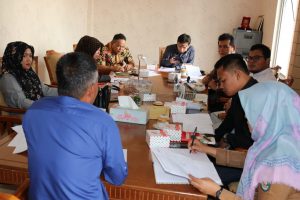 Sinkronisasi dan Harmonisasi Raperda Bapemperda Gelar RDP Bersama Tenaga Ahli
