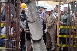 CV Dunia Pelangi Indah Bangun JPO, Bupati Kepahiang Letak Batu Pertama