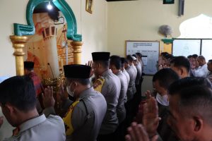 Doakan Korban Tragedi Stadion Kanjuruhan dan Gempa Bumi di Tapanuli, Polres Kepahiang Gelar Sholat Gaib
