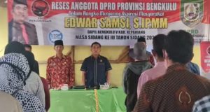 Reses, Edwar Samsi Ajak Masyarakat Nyanyikan Lagu Hymne Guru