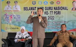 Peringati HGN dan HUT PGRI Ke-77, Ketua DPRD Kepahiang: Bersama Guru Kita Wujudkan Kepahiang Terdepan Dalam Pendidikan