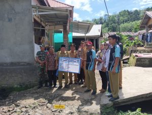 30 Titik Lampu Tenaga Surya Terangi Desa Daspetah
