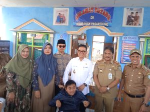 Peduli Kepada Penyandang Disabilitas, Dinsos Berikan Bansos Alat Bantu