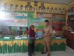 Pemdes Kelilik Salurkan BLT-DD Tahap I kepada 8 KPM