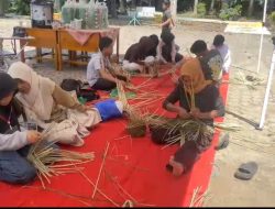 Workshop Anyaman, Upaya Rawat Warisan Budaya Sekaligus Buka Peluang Ekonomi Kreatif